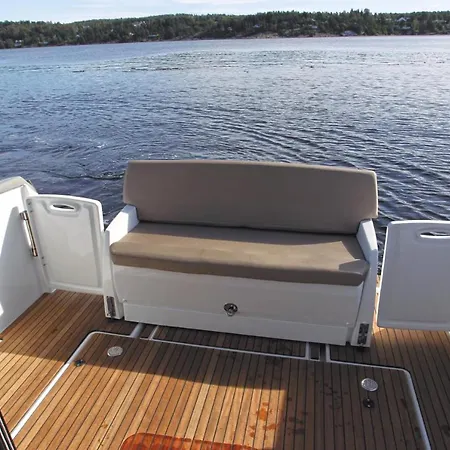 Une Nuit Insolite Sur Un Magnifique Bateau - Boat Paradise
