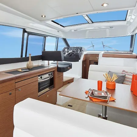 Une Nuit Insolite Sur Un Magnifique Bateau - Boat Paradise * לה רושל